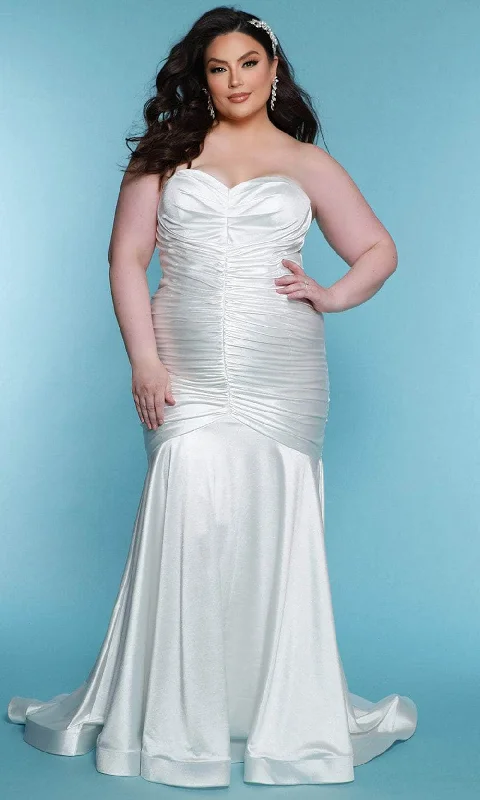 women's tall dressesSydney's Closet Bridal SC5319 - Sweetheart Ruched Gown