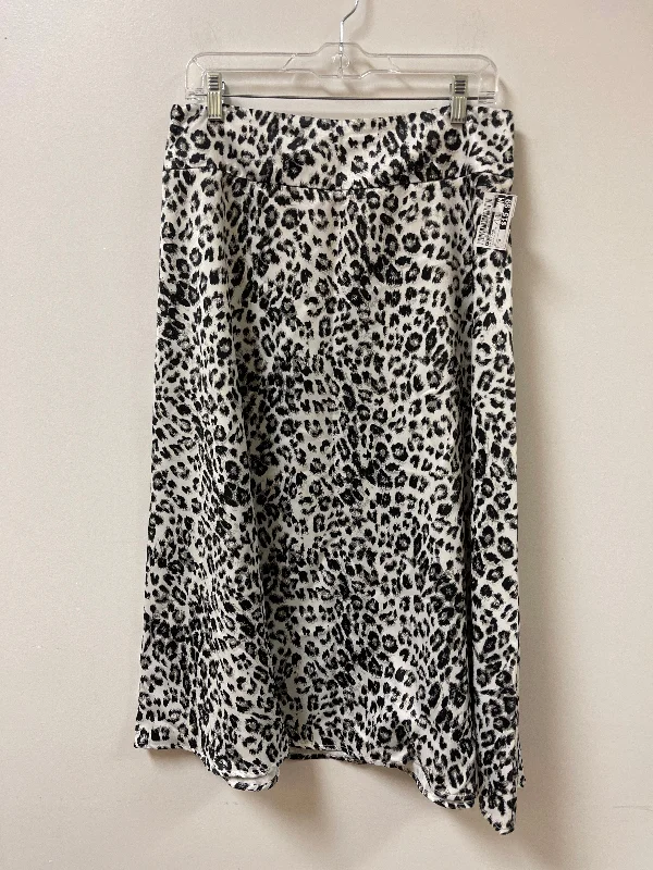 women's chiffon skirtsSkirt Maxi By Tribal In Black & White, Size: 8