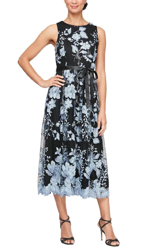 women's travel dressesAlex Evenings 51171186 - Floral Embroidered A-Line Evening Dress