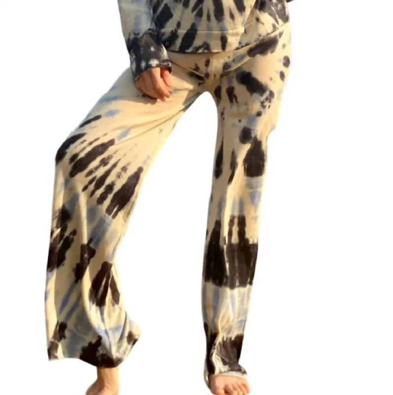 women's skiing pantsWomen's Gyatri Lounge Pant In Juno Dye